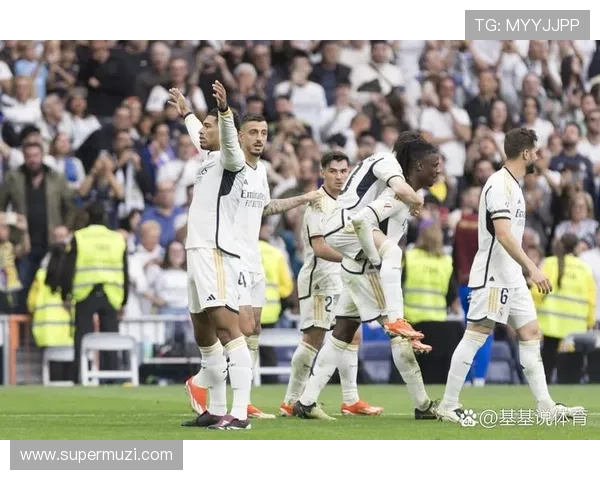 中国元老与皇马对决精彩视频回顾揭示足球历史的辉煌与传奇