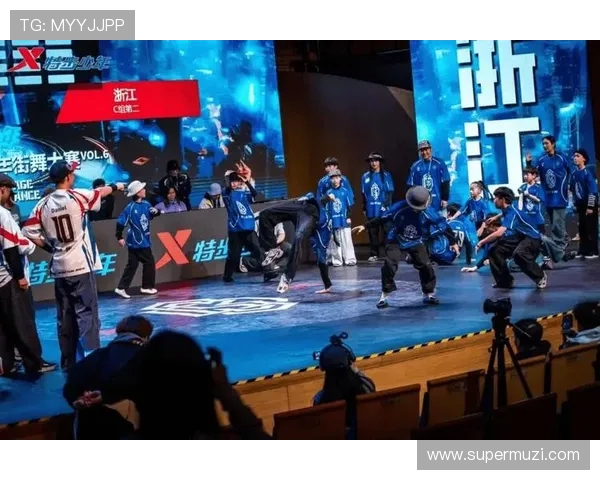 杭州街舞队展现灵活性与创意的完美结合引领街舞新潮流